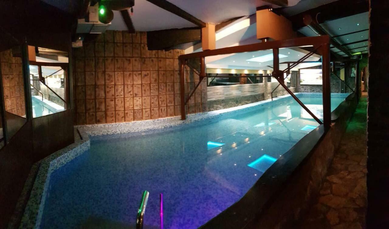 Klub Satelit Zlatibor Bed & Breakfast Luaran gambar